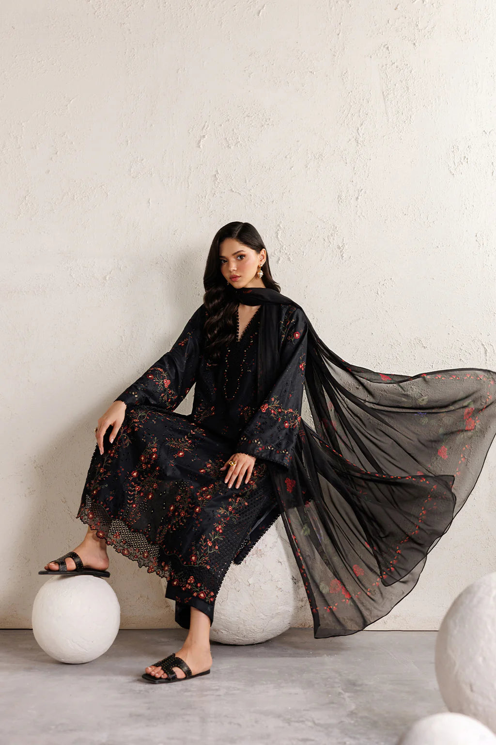 IZNIK FESTIVE LAWN IBE-11