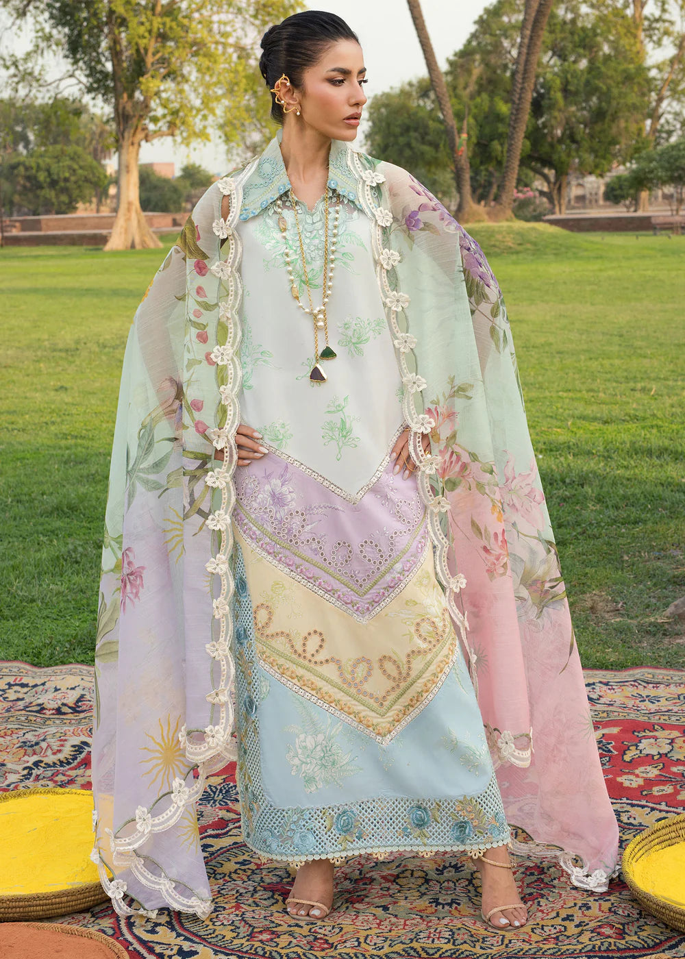 SAIRA SHAKIRA BLOOM AVA 1A