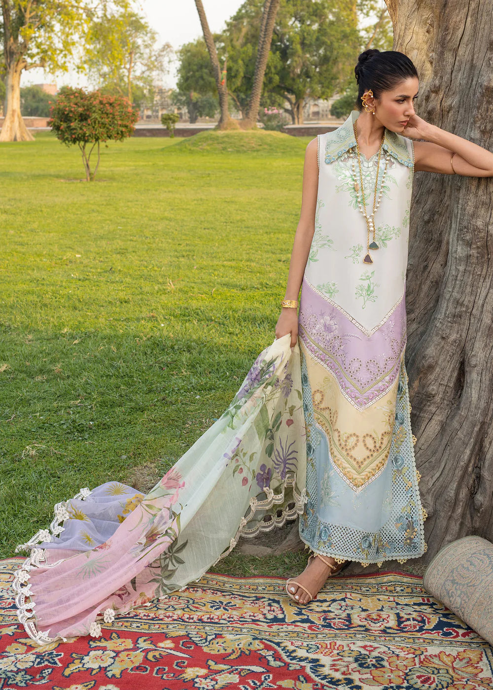SAIRA SHAKIRA BLOOM AVA 1A