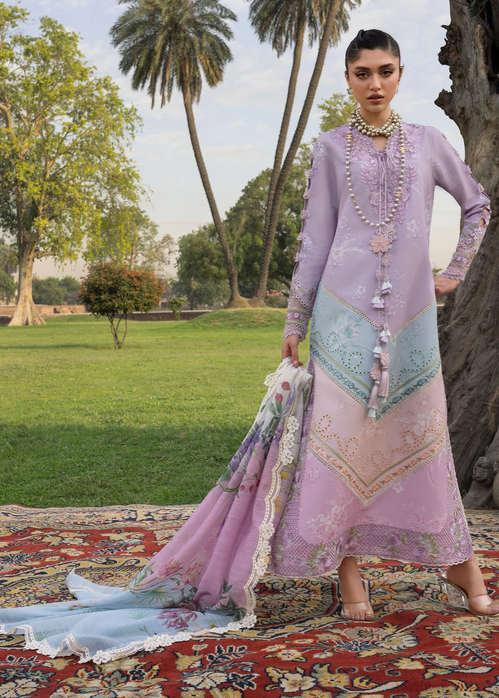 SAIRA SHAKIRA BLOOM AVA 1B