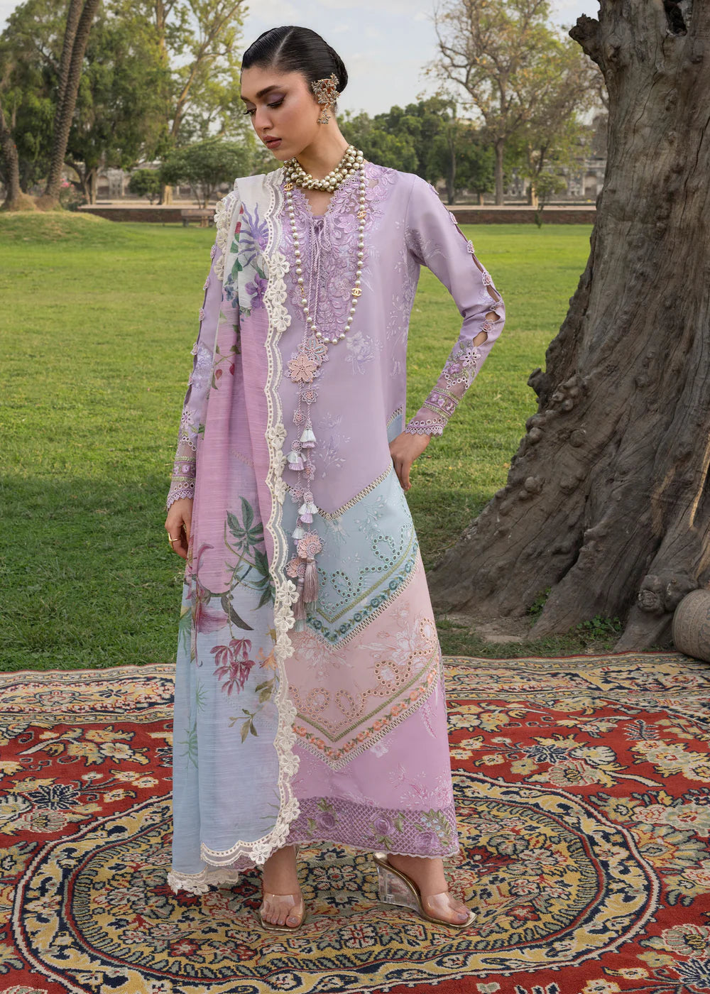 SAIRA SHAKIRA BLOOM AVA 1B