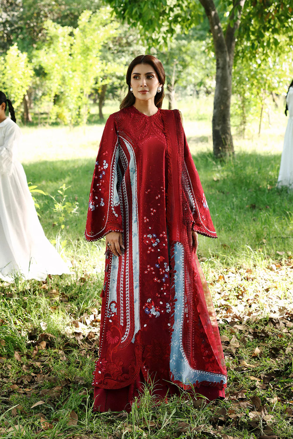 AFROZEH A LAWN HALIA