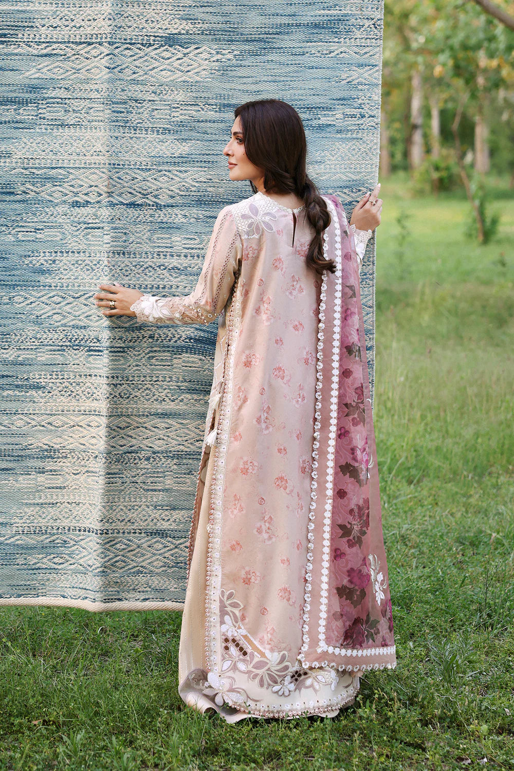 AFROZEH A LAWN ZEYAM