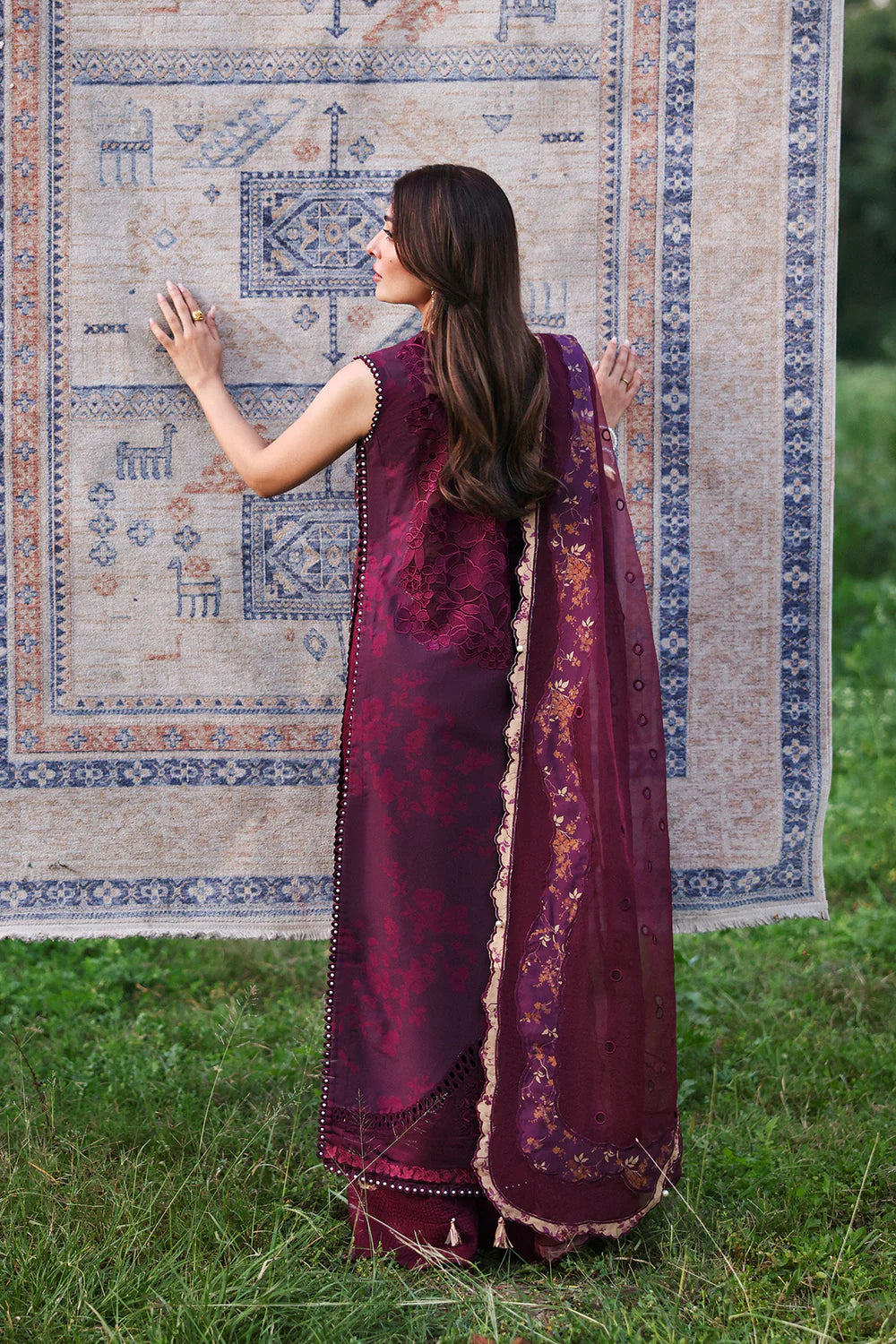 AFROZEH A LAWN THALIA