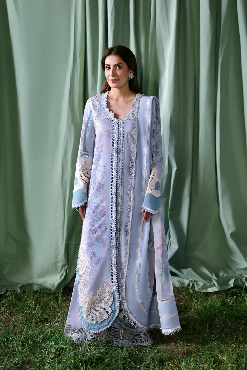 AFROZEH A LAWN CHLORIS