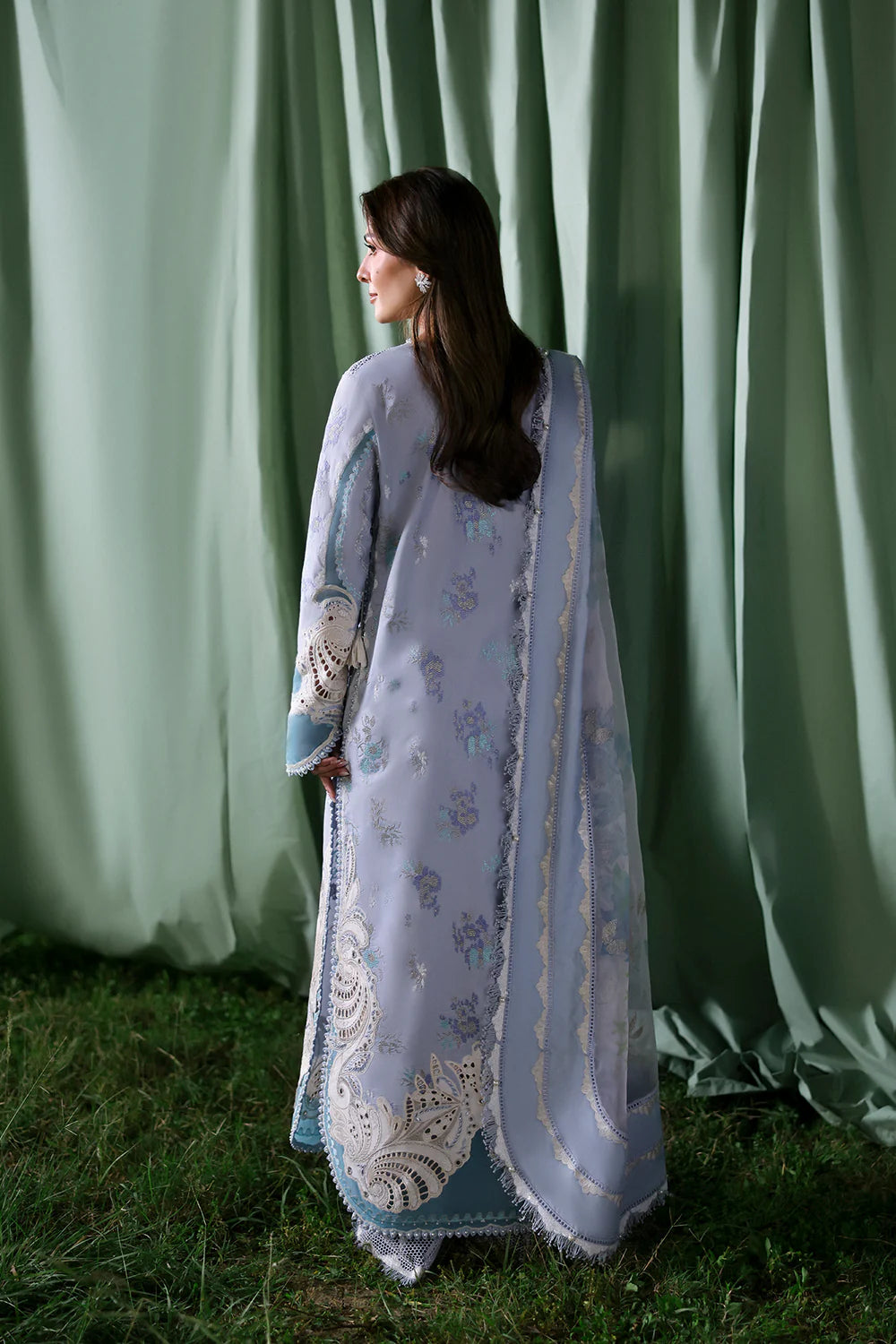 AFROZEH A LAWN CHLORIS