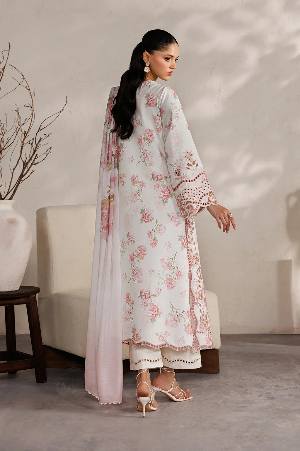 IZNIK FESTIVE LAWN IBE-04