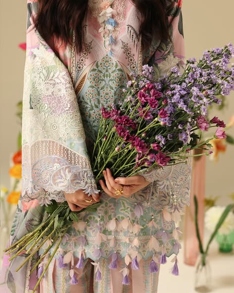 MUSHQ SOLEIL HEMLINE MOONLIT DOLCE