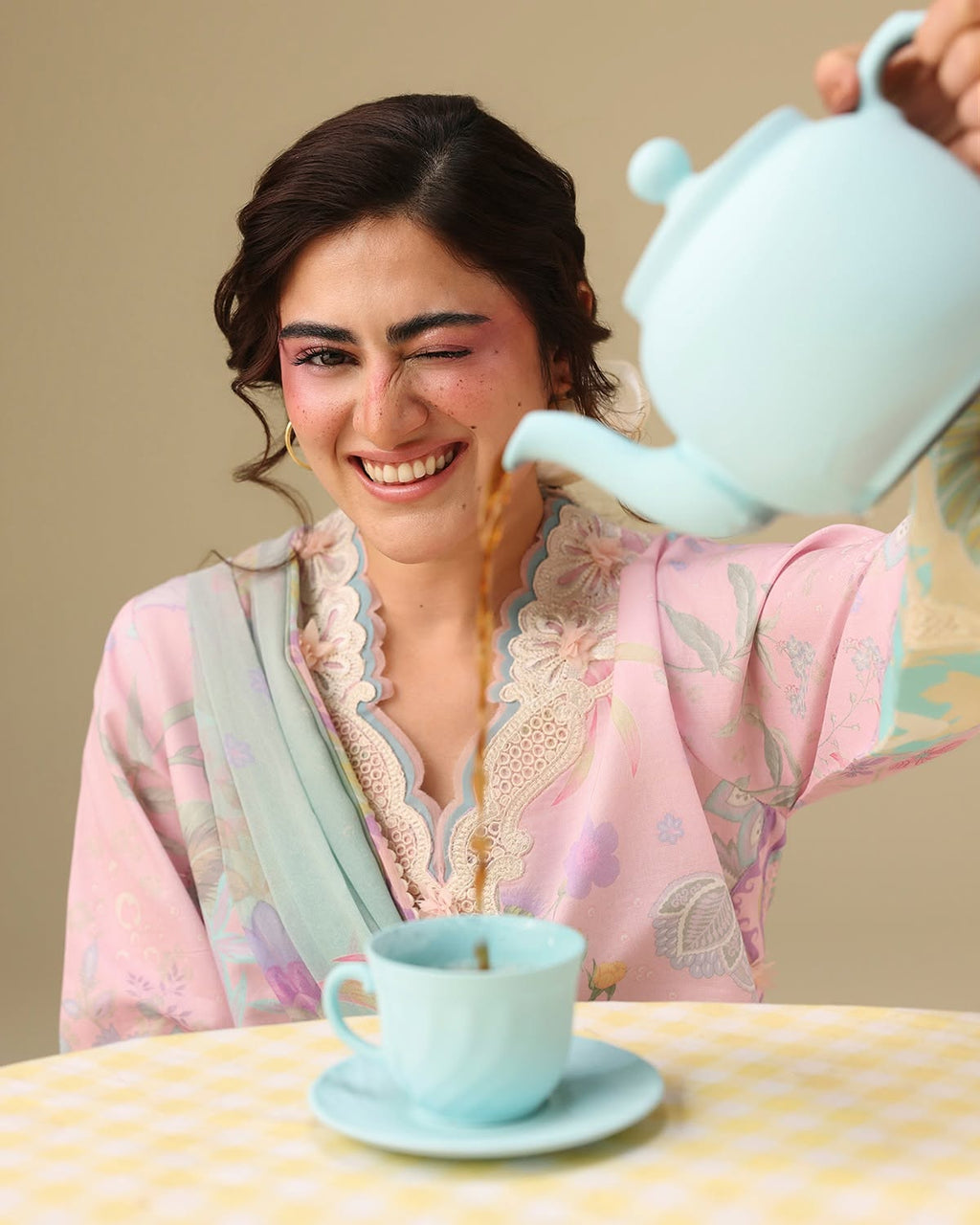 MUSHQ SOLEIL HEMLINE HONEY PETAL