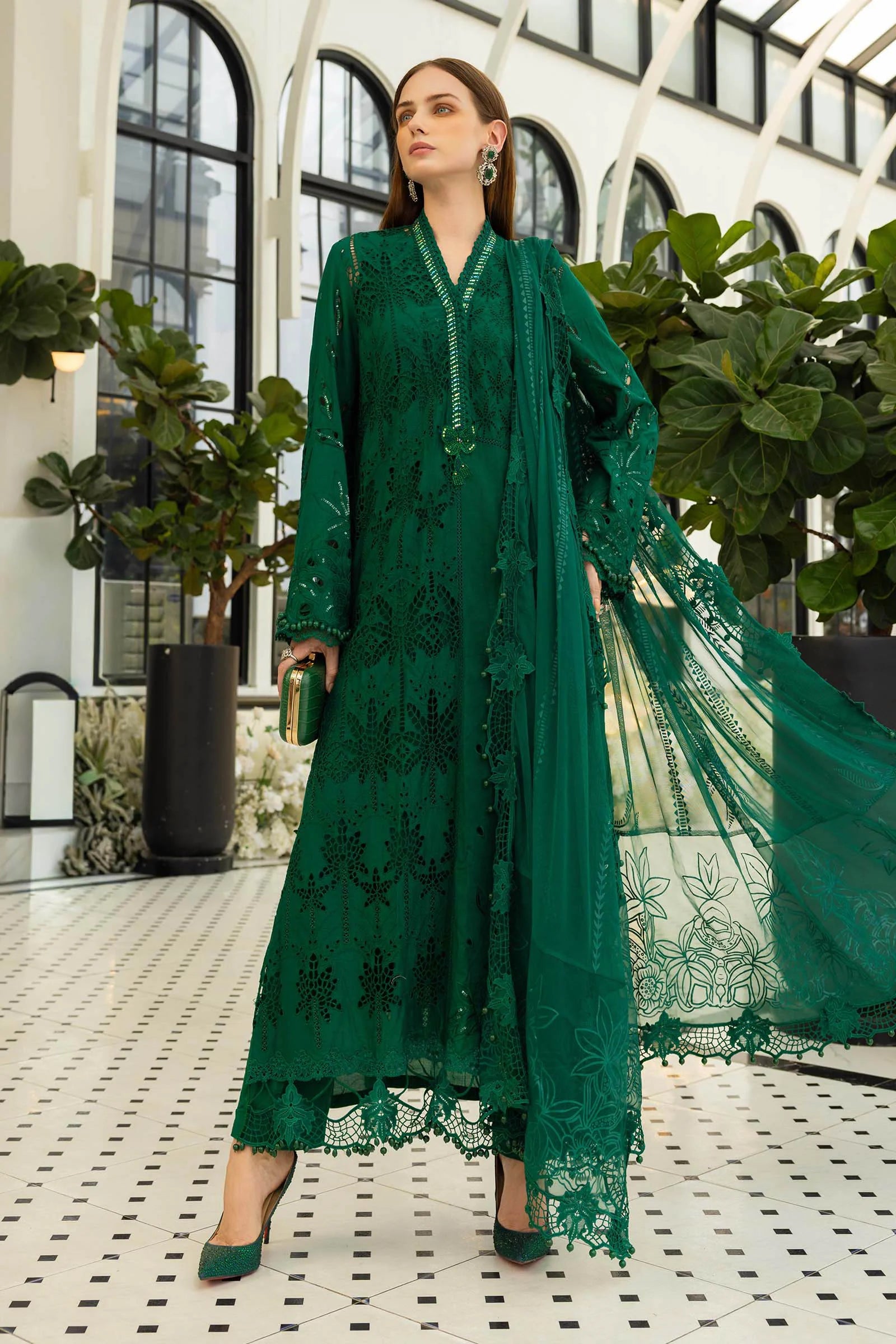 MARIA B LUXURY LAWN EL-26-04