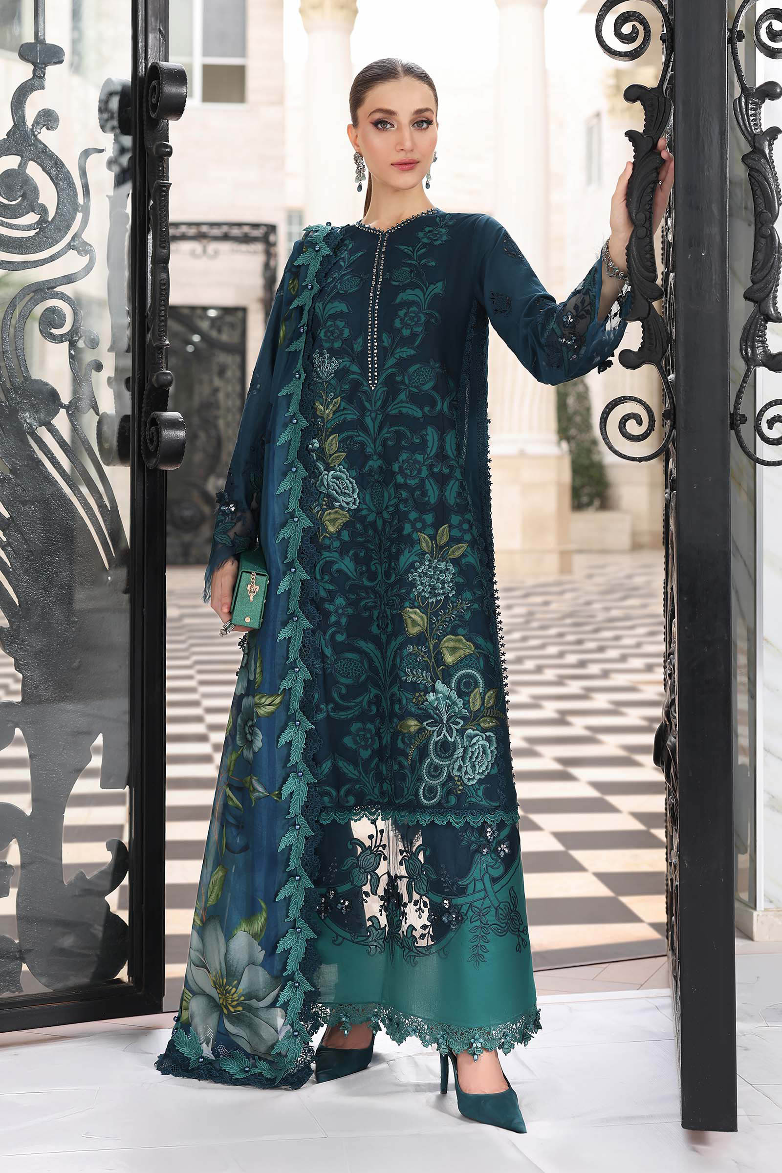MARIA B LUXURY LAWN EL-26-06