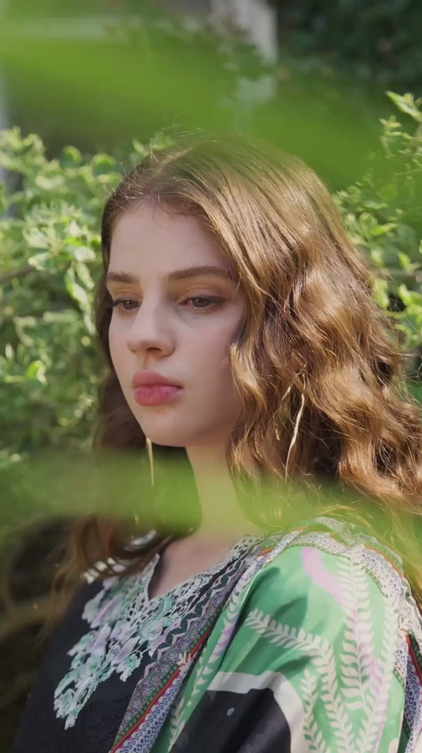 MUSHQ HEMLINE SECRET GARDEN - NIGHTSHADE BLOOM